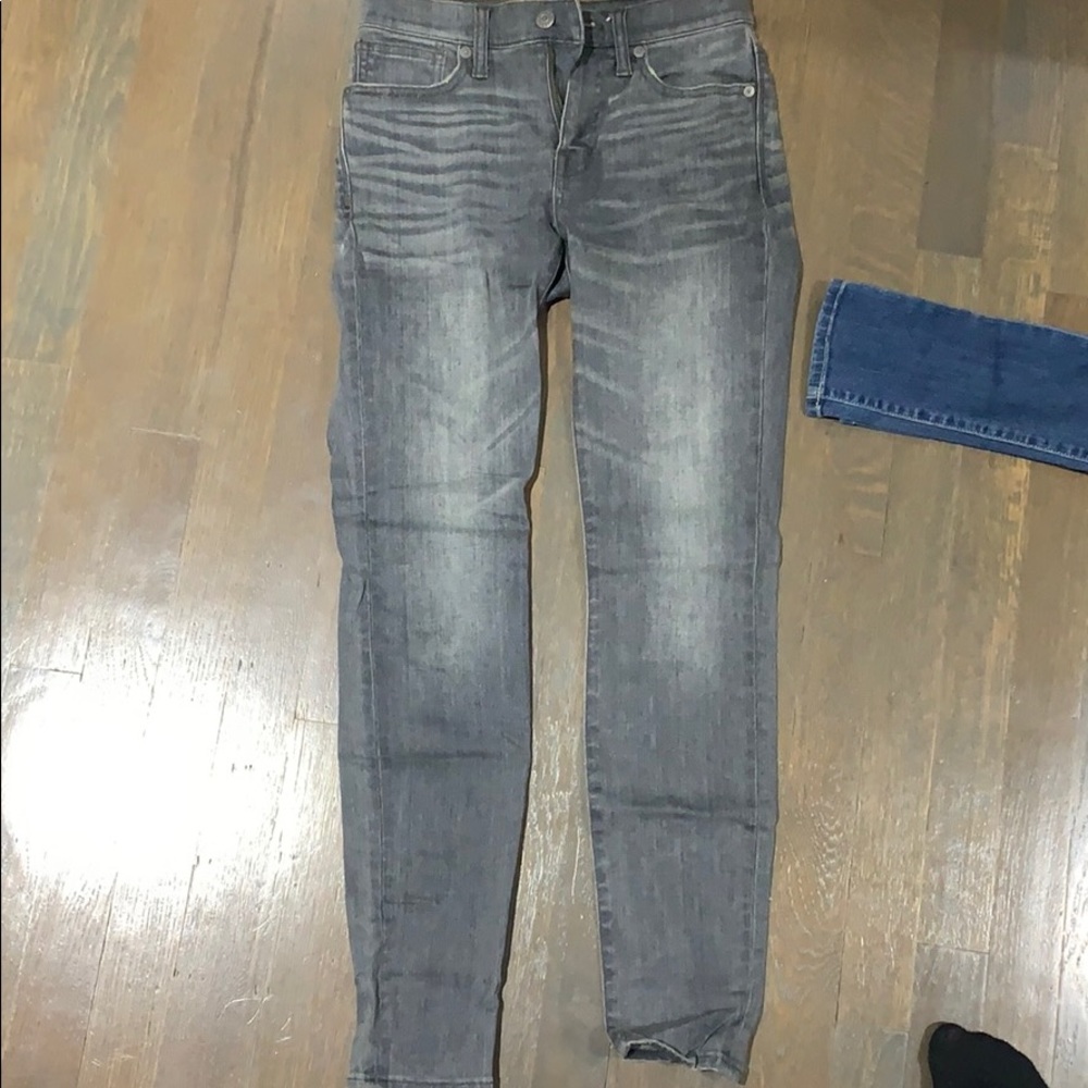 Madewell grey skinny jeans